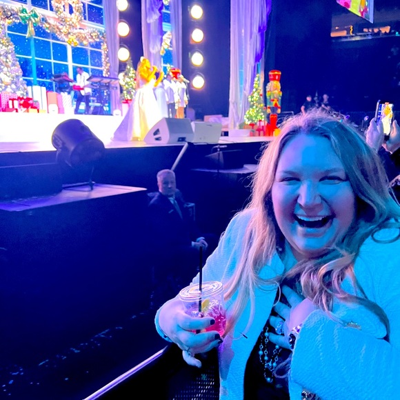 Meet your Posher, Misty - Picture 1 of 1